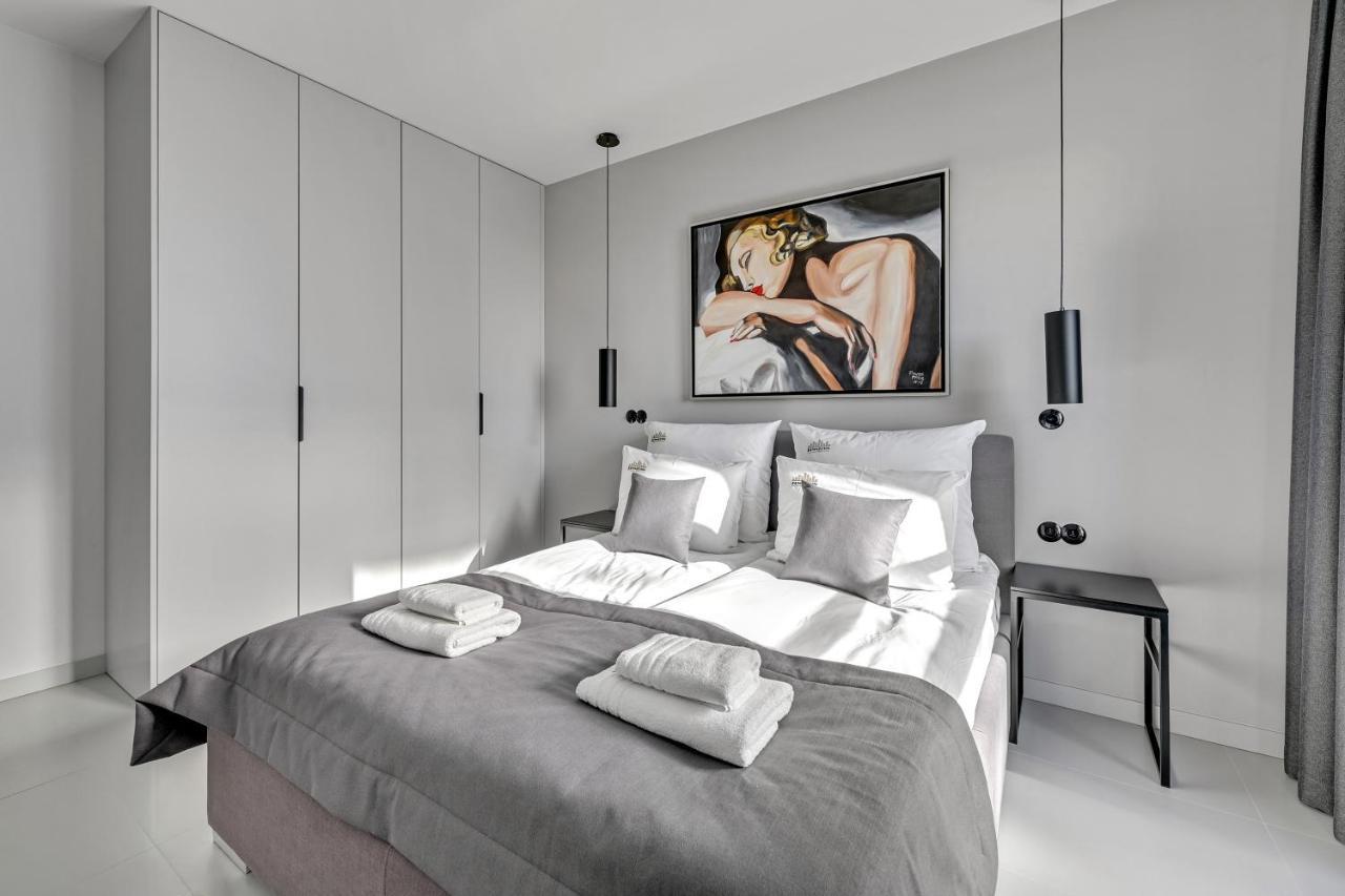 Nowa Motlawa Spa, Pool, Gym & Parking By Downtown Apartments Gdansk Ngoại thất bức ảnh