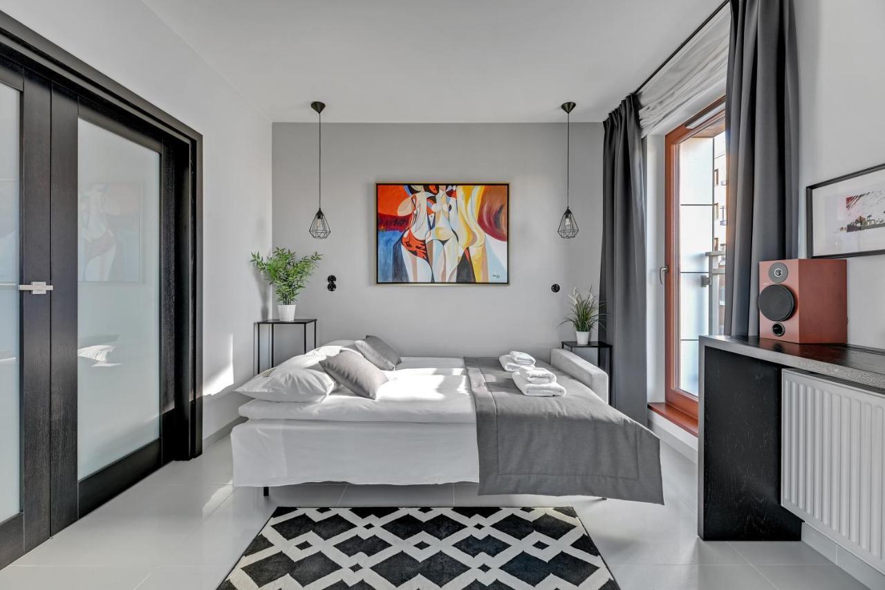 Nowa Motlawa Spa, Pool, Gym & Parking By Downtown Apartments Gdansk Ngoại thất bức ảnh