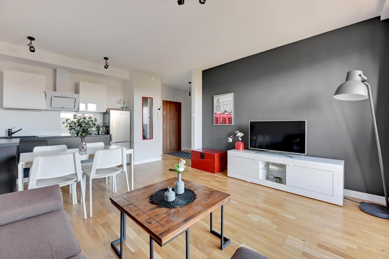 Nowa Motlawa Spa, Pool, Gym & Parking By Downtown Apartments Gdansk Ngoại thất bức ảnh