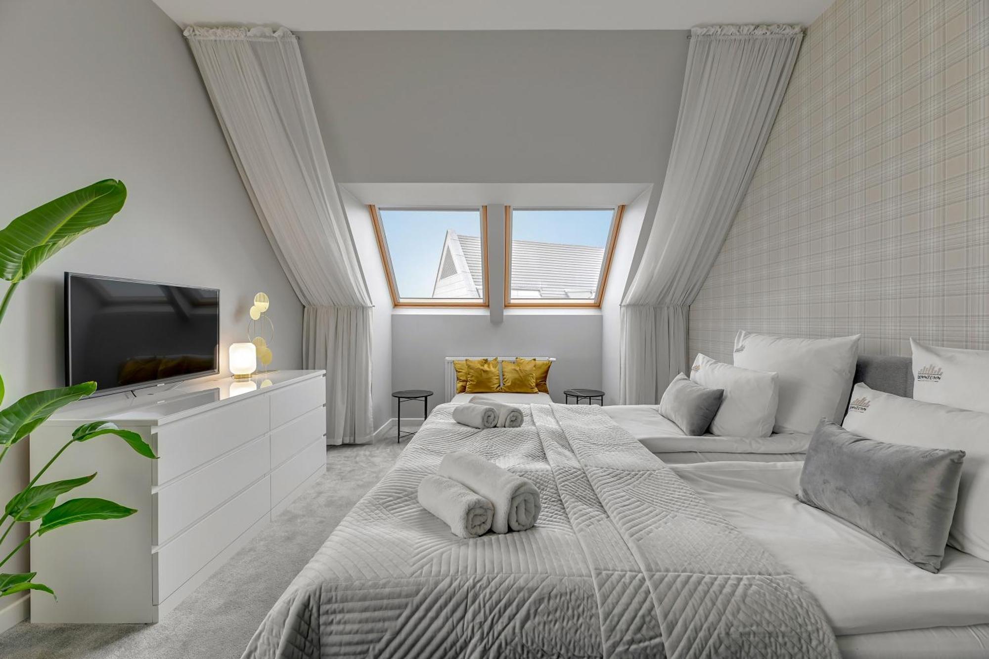 Nowa Motlawa Spa, Pool, Gym & Parking By Downtown Apartments Gdansk Ngoại thất bức ảnh