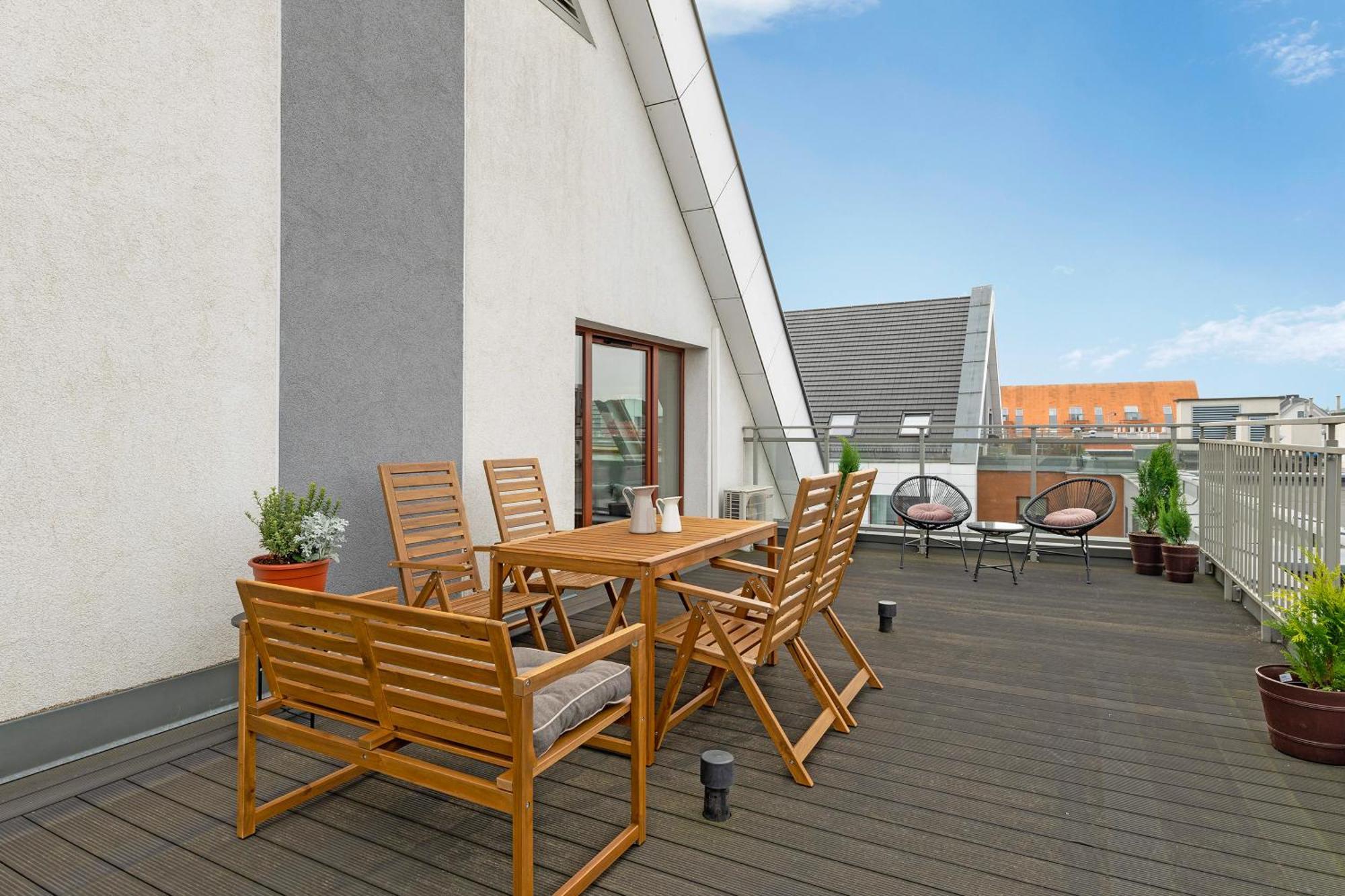 Nowa Motlawa Spa, Pool, Gym & Parking By Downtown Apartments Gdansk Ngoại thất bức ảnh