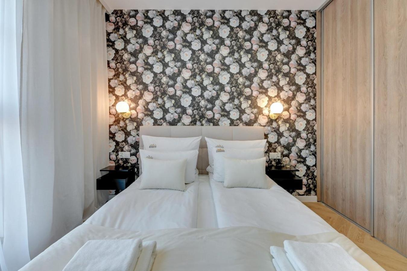Nowa Motlawa Spa, Pool, Gym & Parking By Downtown Apartments Gdansk Ngoại thất bức ảnh