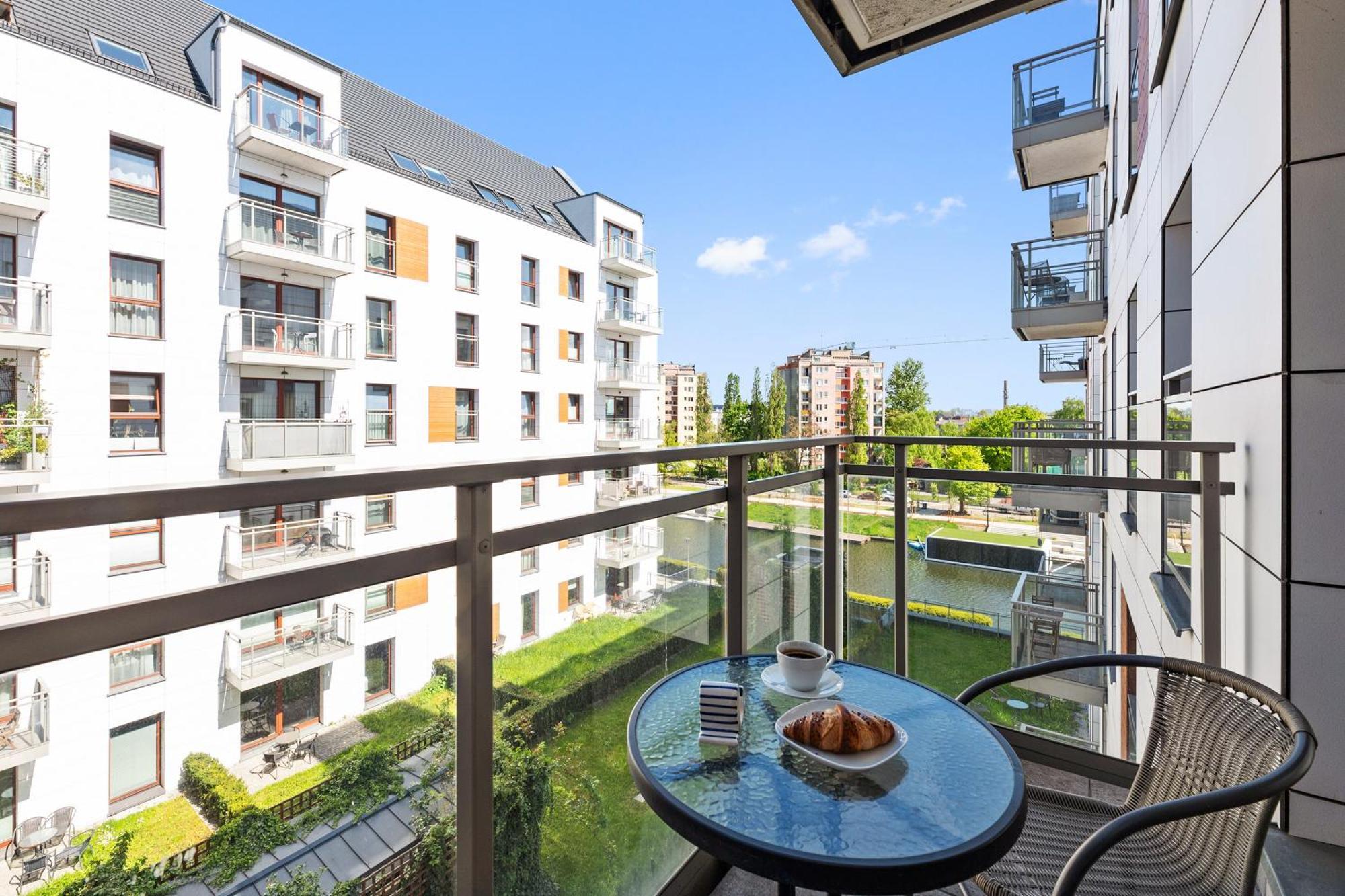 Nowa Motlawa Spa, Pool, Gym & Parking By Downtown Apartments Gdansk Ngoại thất bức ảnh